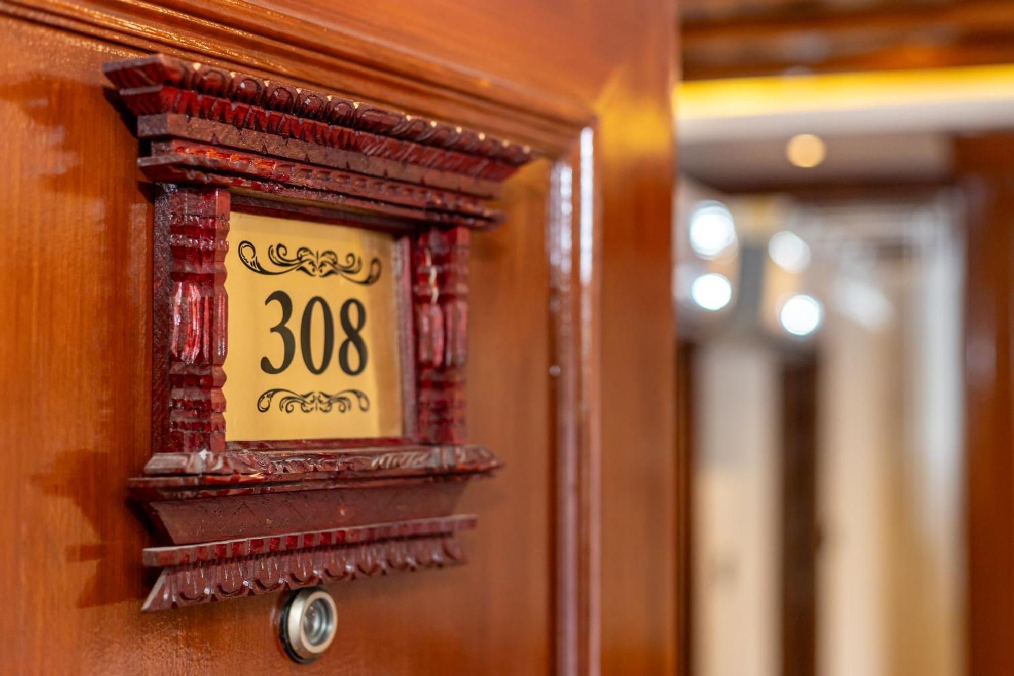 Amarawati Boutique Hotel Katmandu Dış mekan fotoğraf